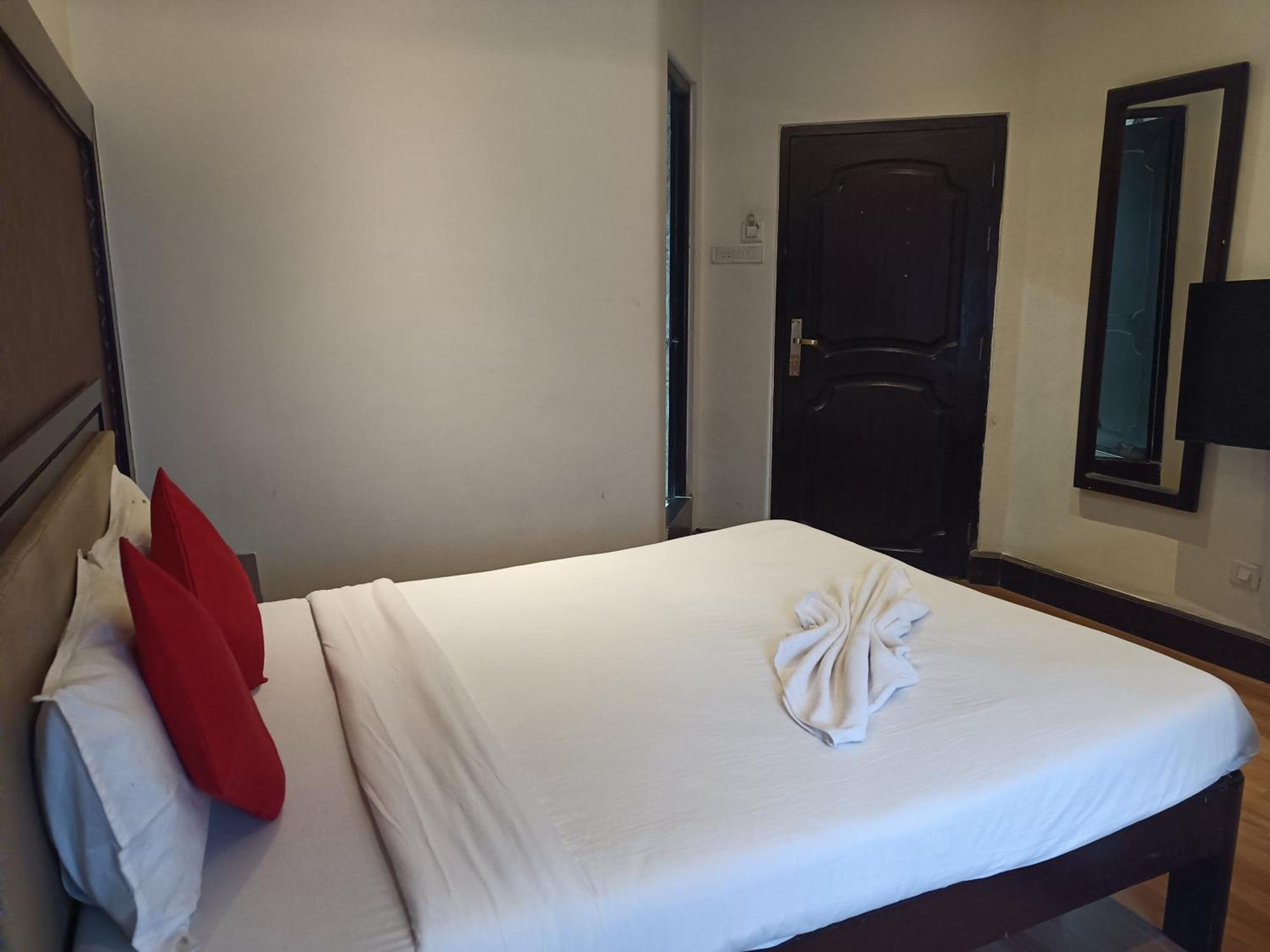 Hotel Serene Shillong Extérieur photo