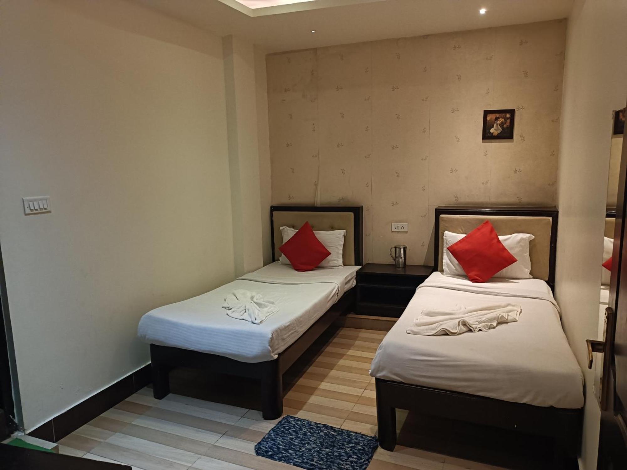 Hotel Serene Shillong Extérieur photo