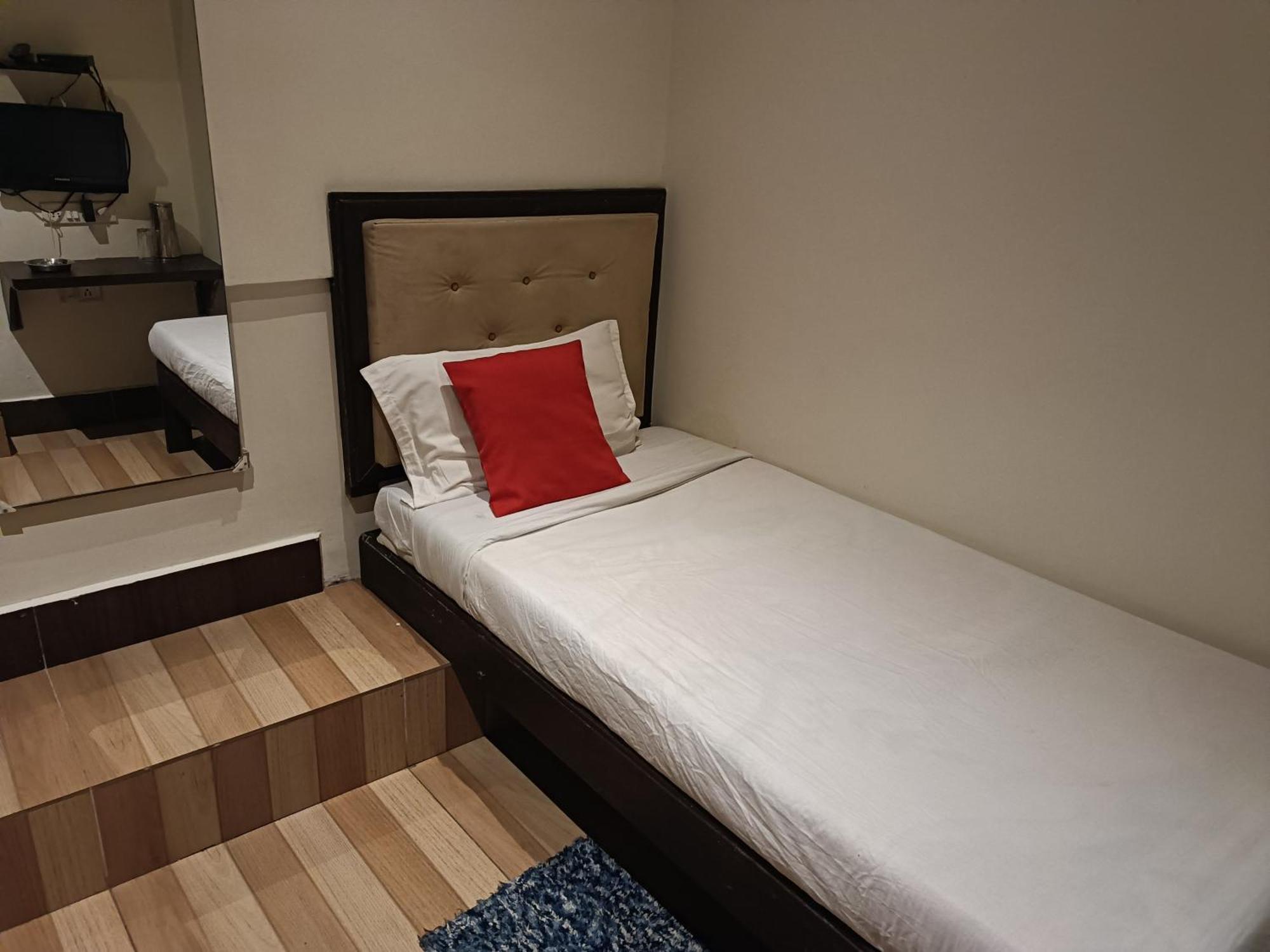 Hotel Serene Shillong Extérieur photo
