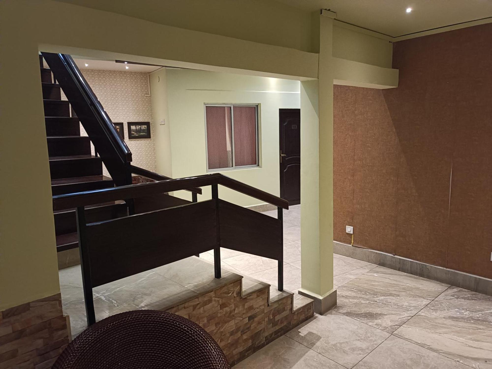 Hotel Serene Shillong Extérieur photo